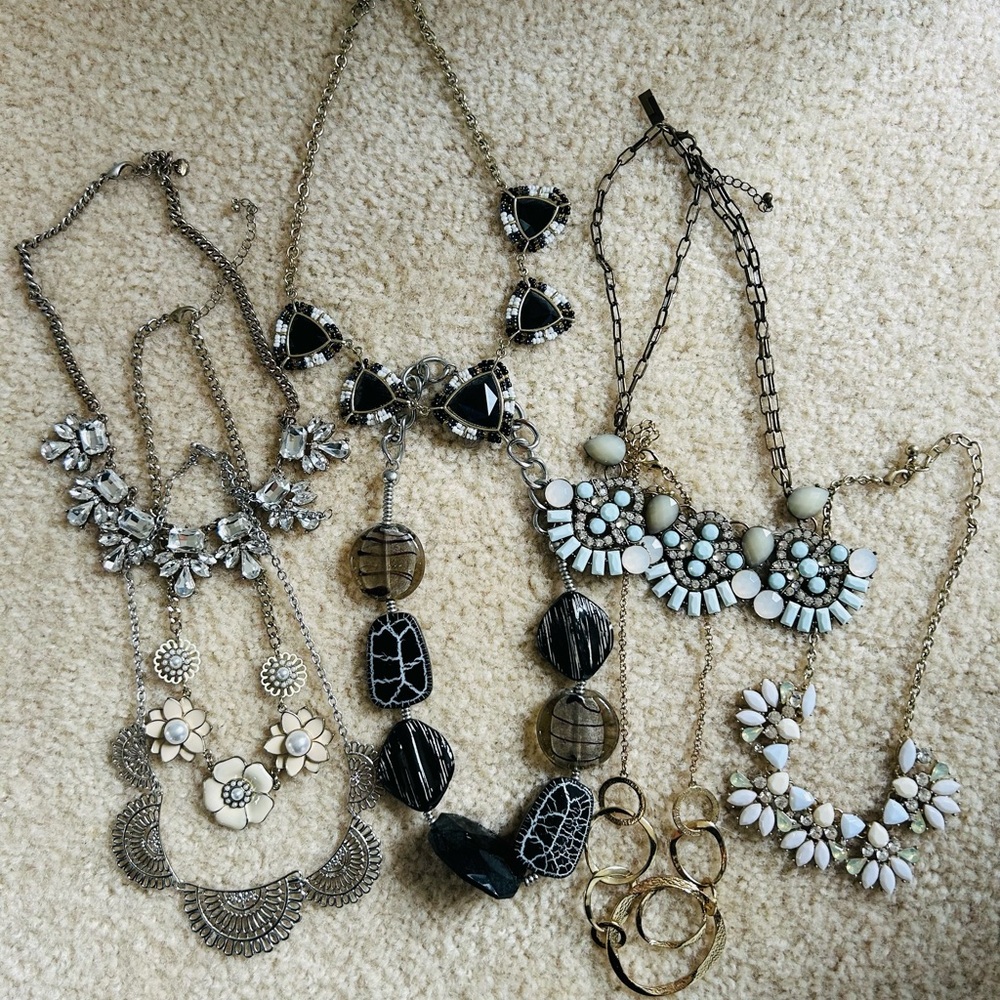 Elegant Necklace Lot